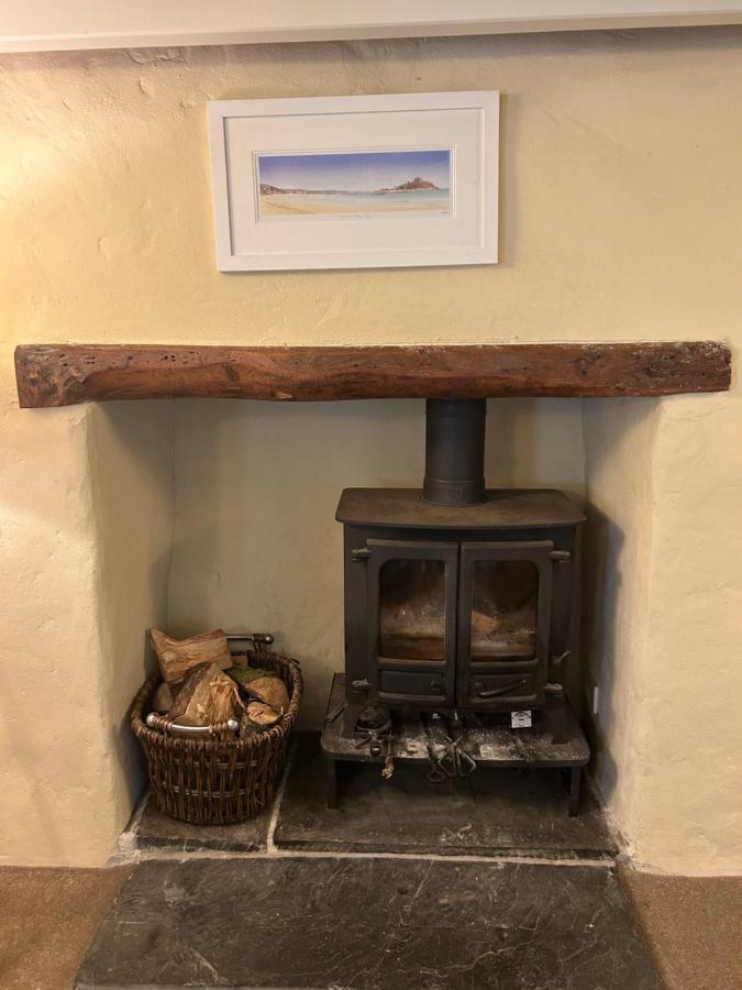 Meadowside Cottage, Characterful Grade 2 Listed Cottage Near To Wadebridge And Padstow Esterno foto